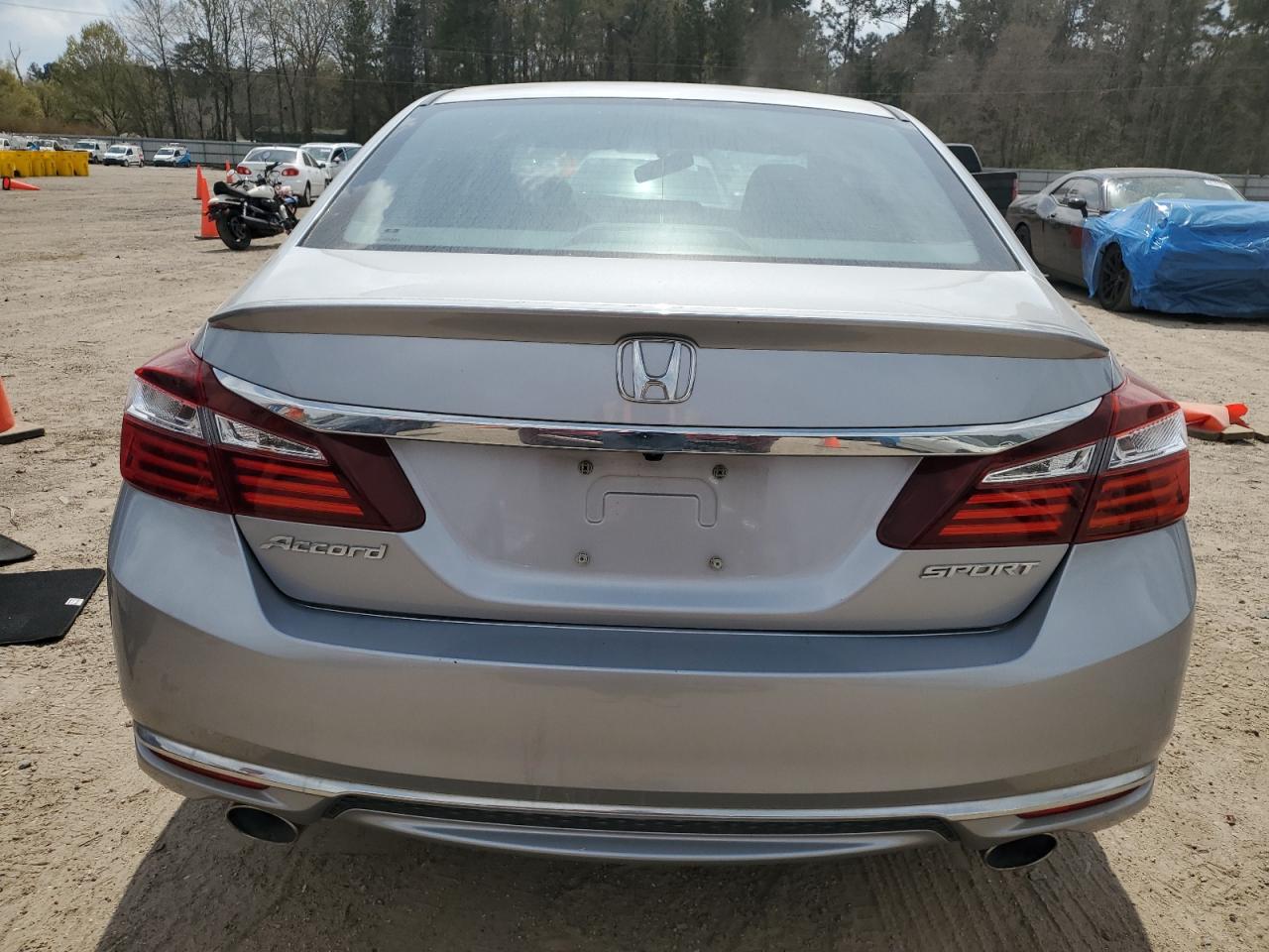2016 Honda Accord - Image 6
