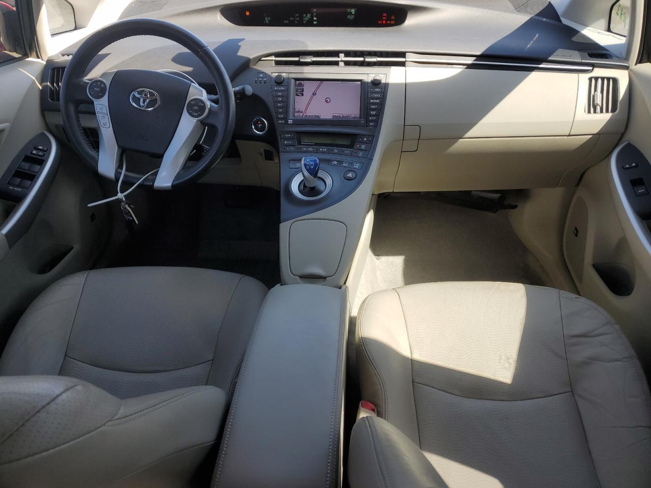 2010 Toyota Prius - Image 8