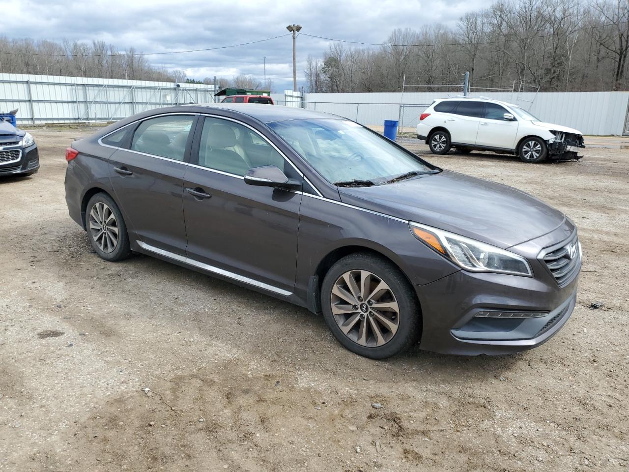 2015 Hyundai Sonata - Image 4
