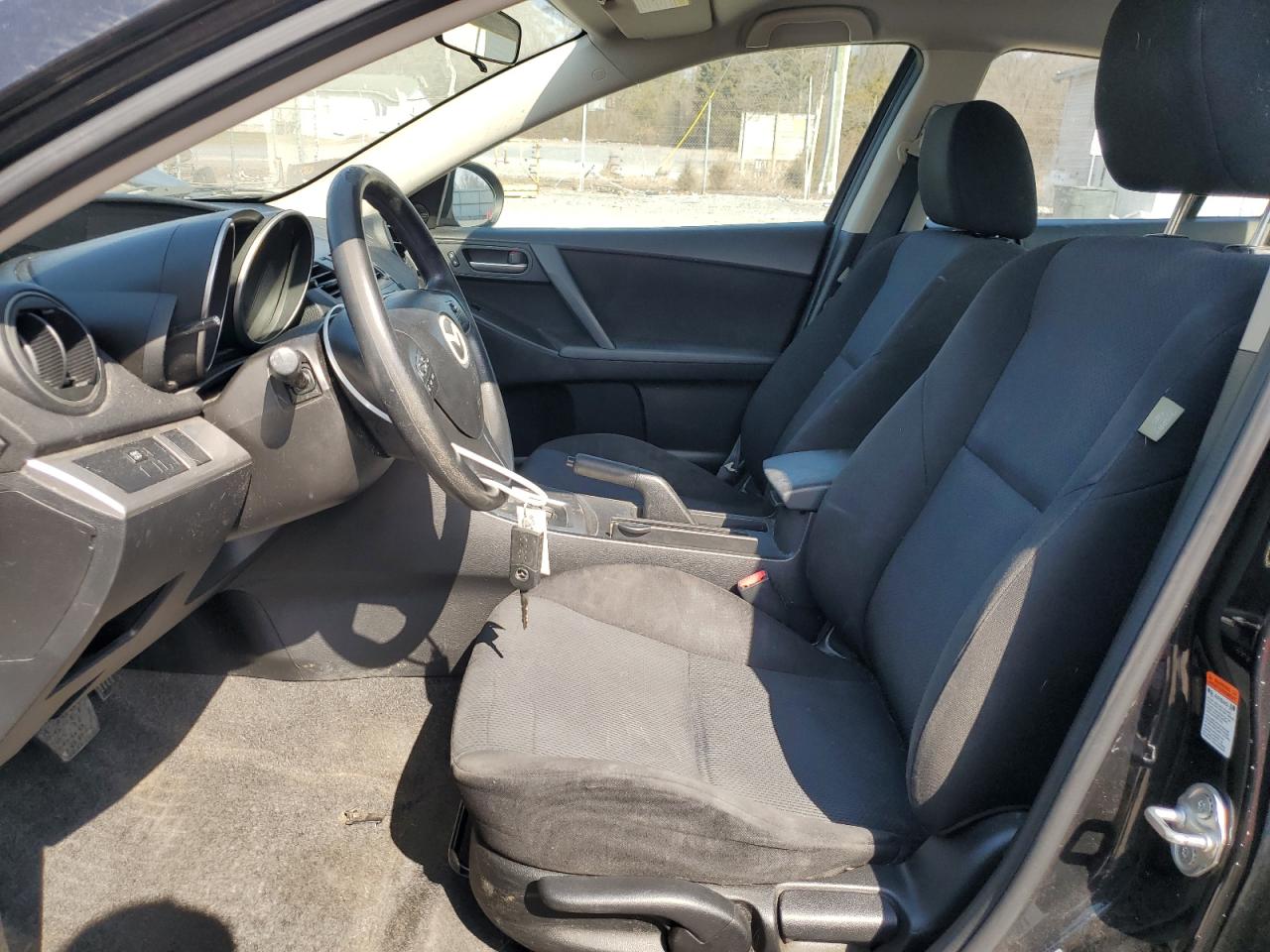 2010 Mazda 3 - Image 7