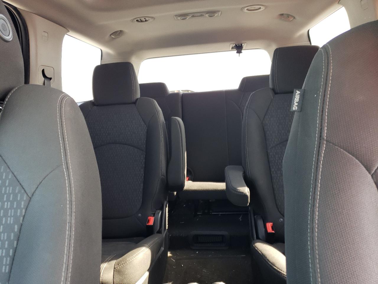 2016 GMC Acadia - Image 10