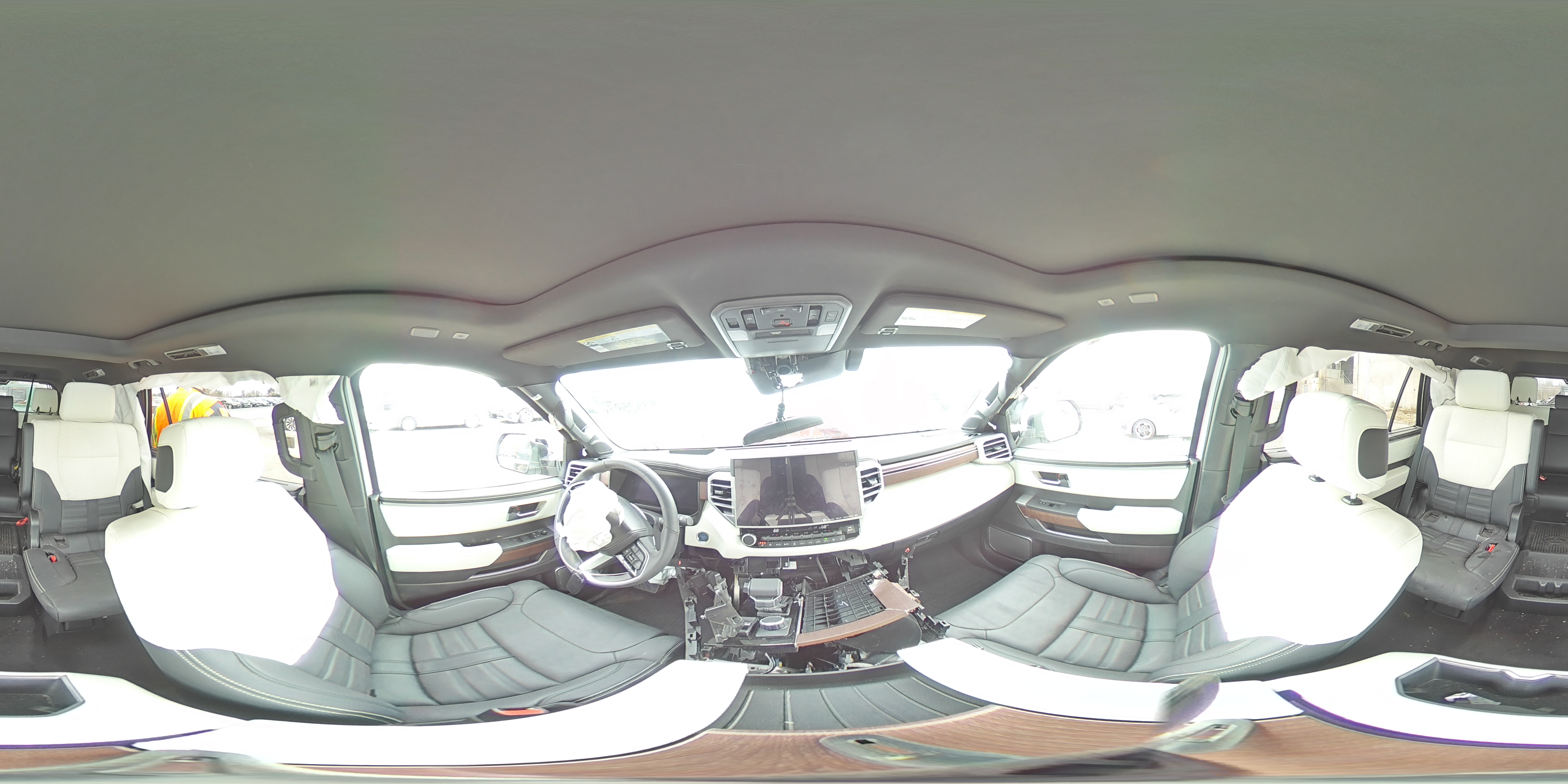 2024 Toyota Sequoia - Image 13