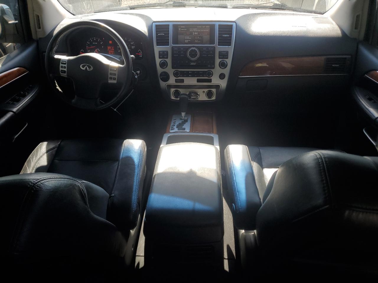 2010 Infiniti QX56 - Image 8