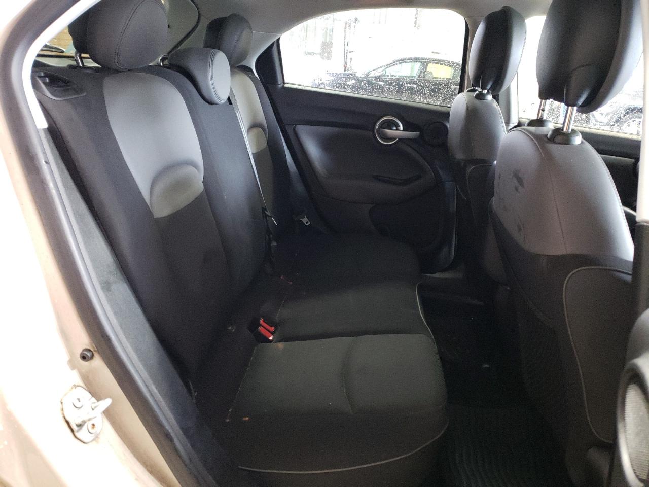 2016 Fiat 500 - Image 11