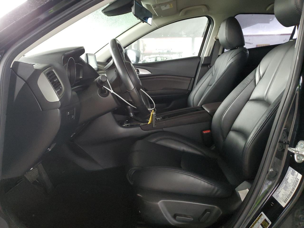 2018 Mazda 3 - Image 7