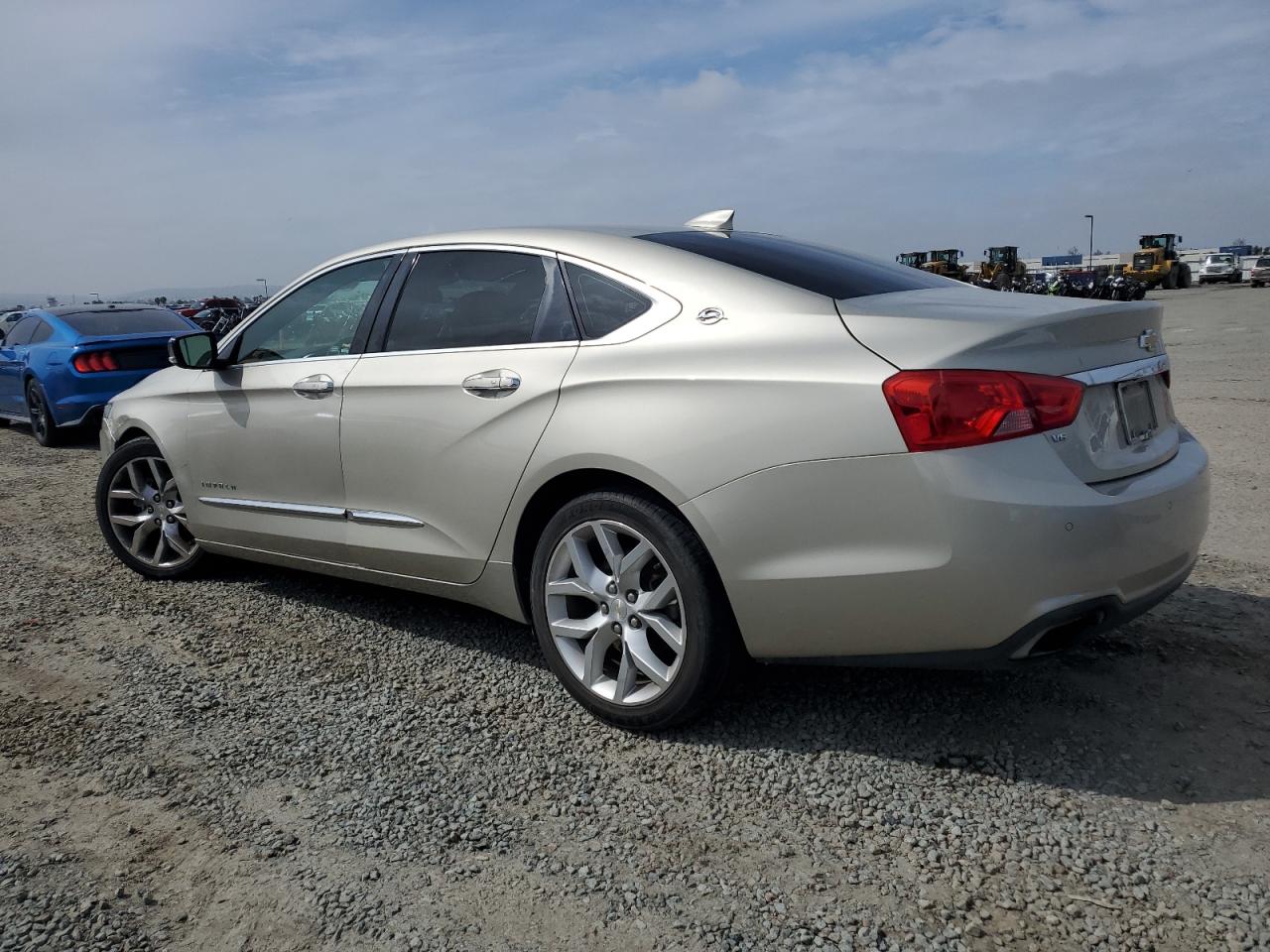 2015 Chevrolet Impala - Image 2