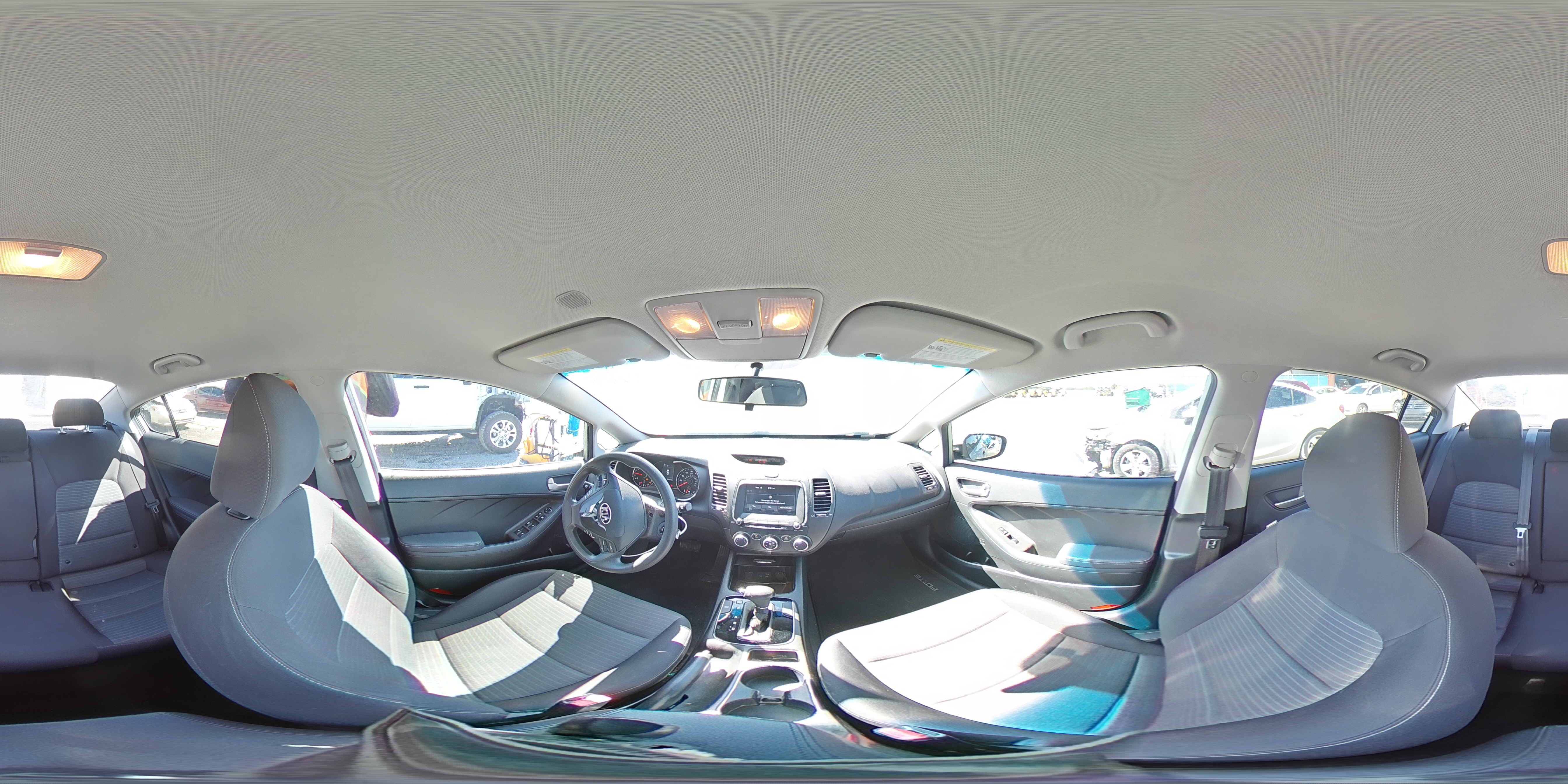 2018 Kia Forte - Image 14