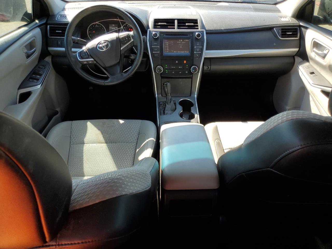 2015 Toyota Camry - Image 8