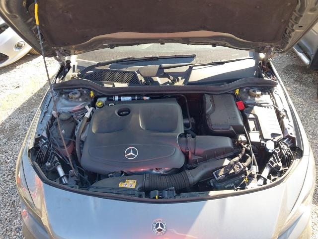 2017 MERCEDES BENZ CLA 180 AM