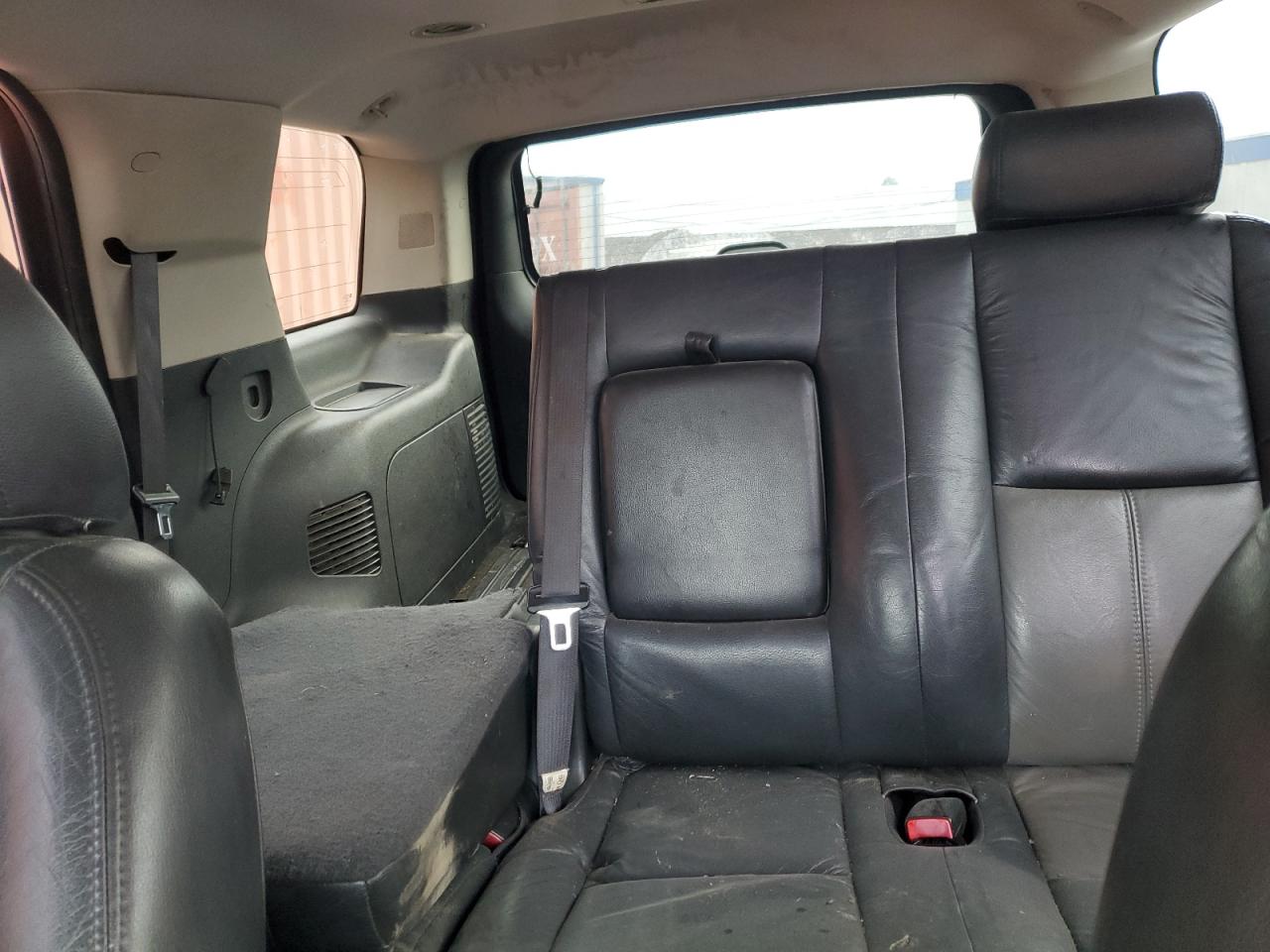 2007 GMC Yukon - Image 10