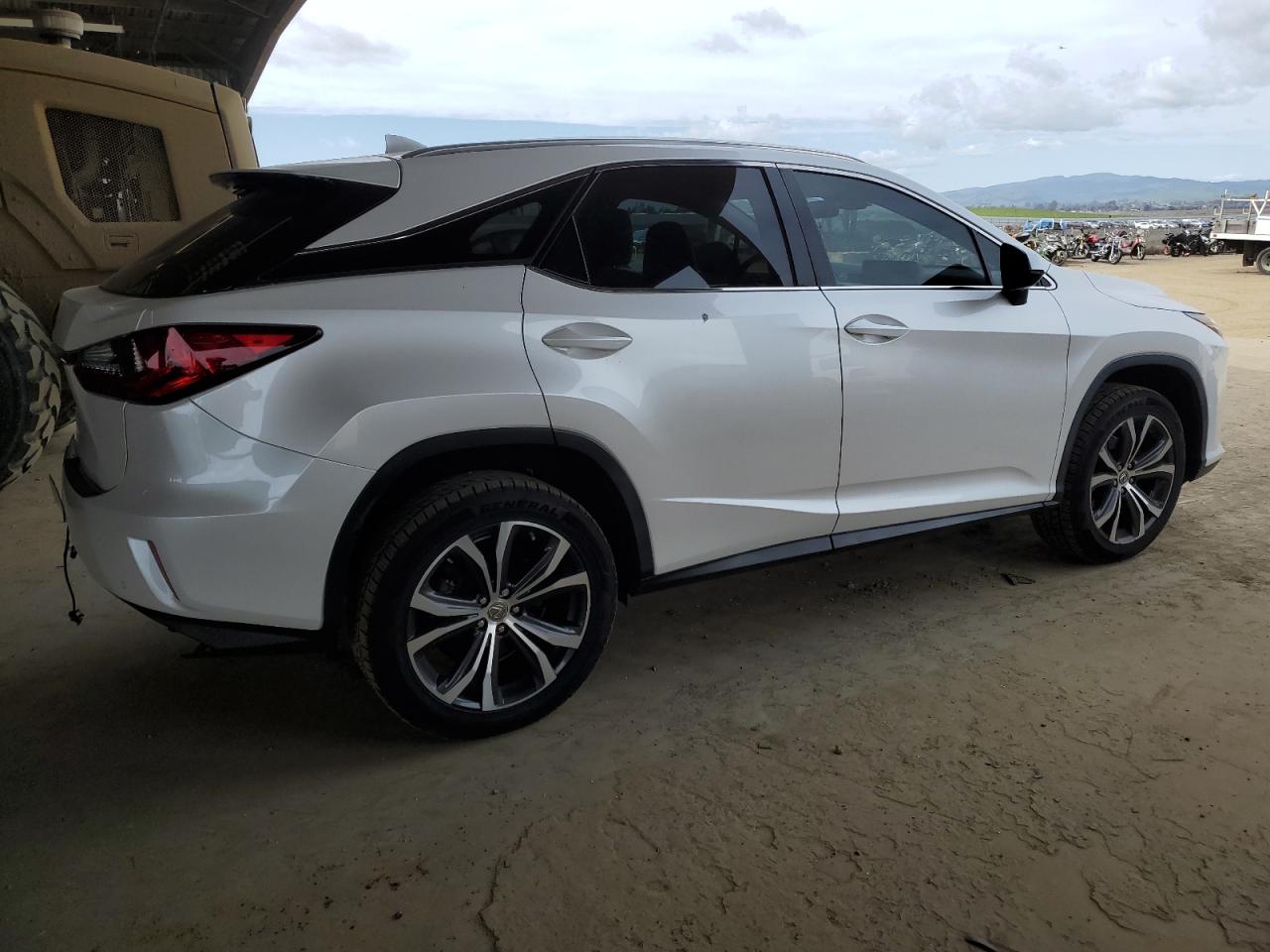 2017 Lexus RX - Image 3