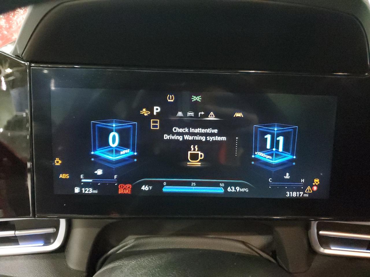 2024 Hyundai Elantra - Image 9