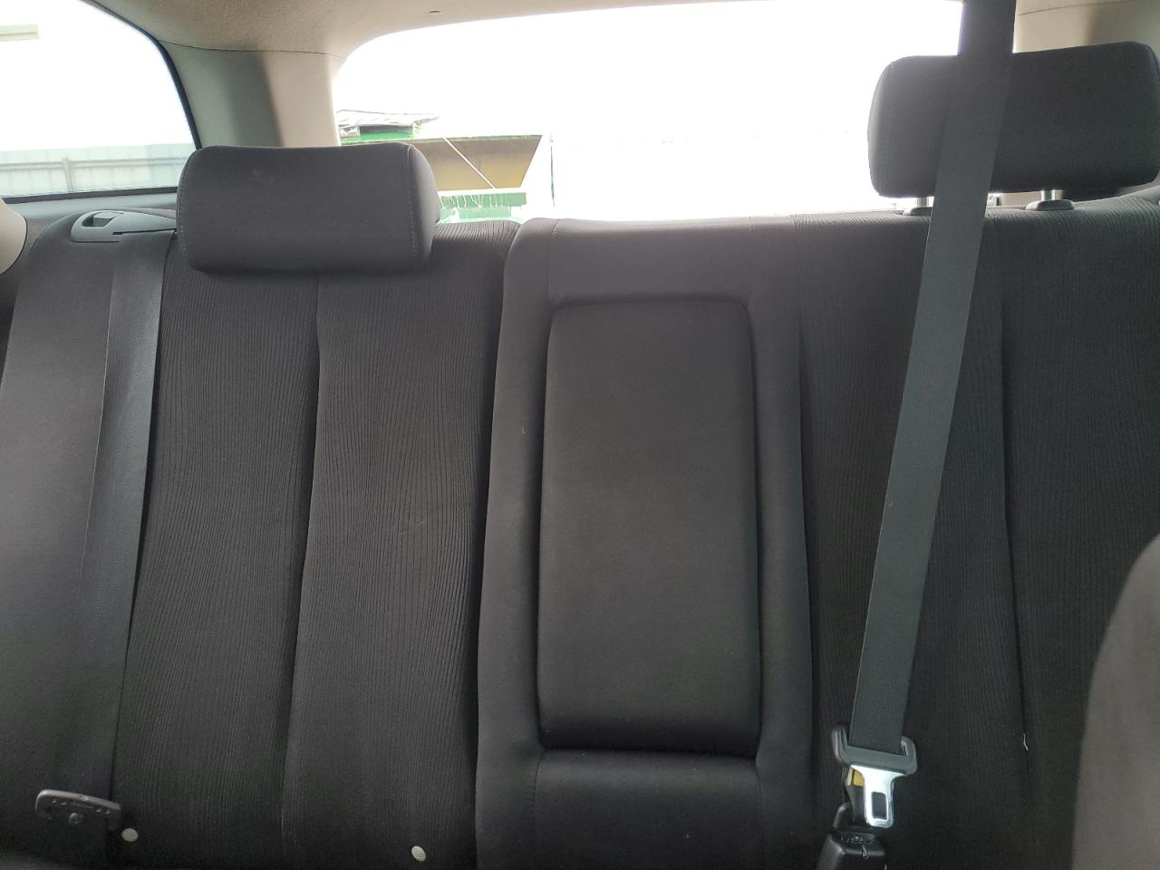 2010 Mazda CX-7 - Image 10