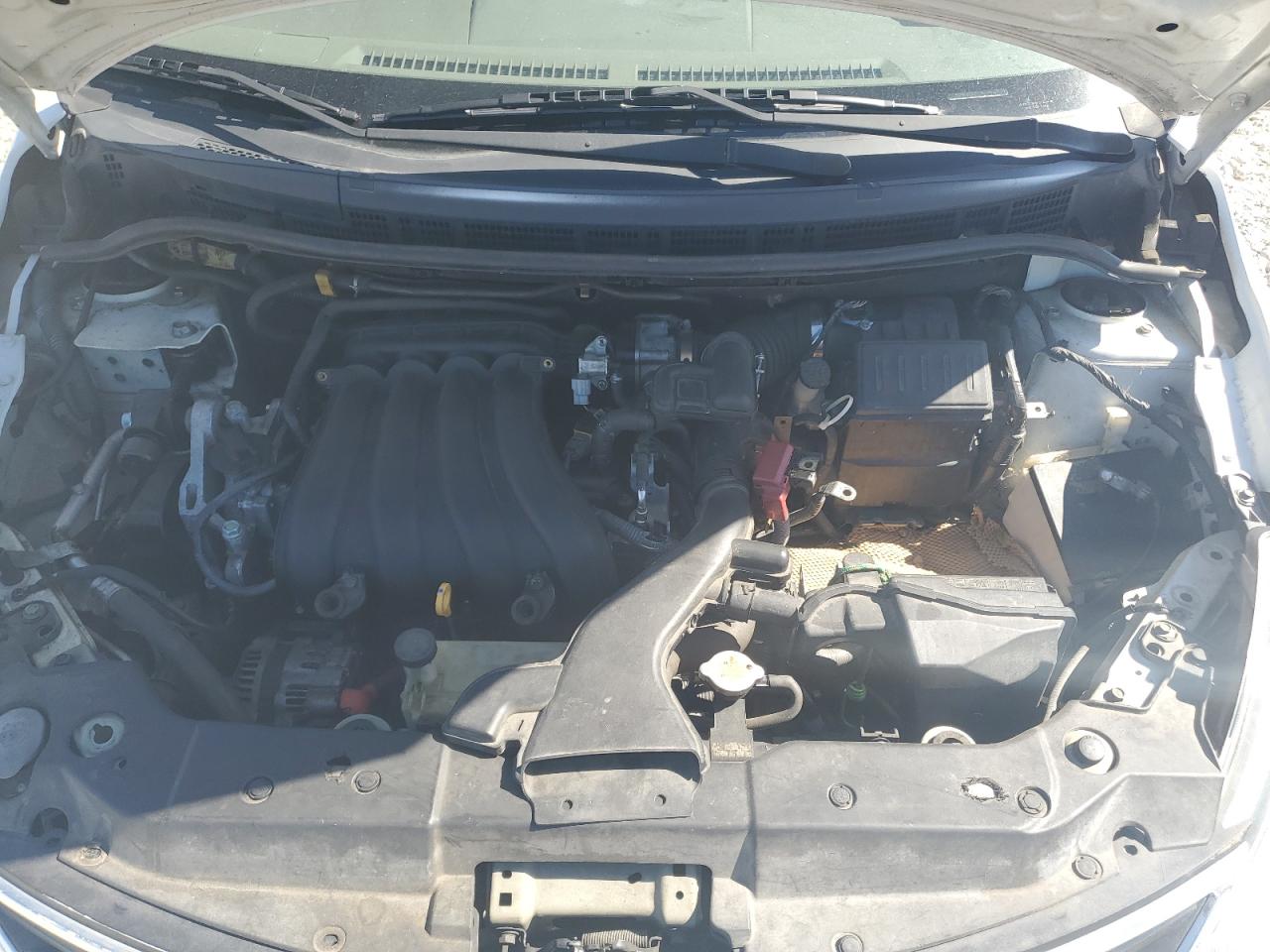 2010 Nissan Versa - Image 13