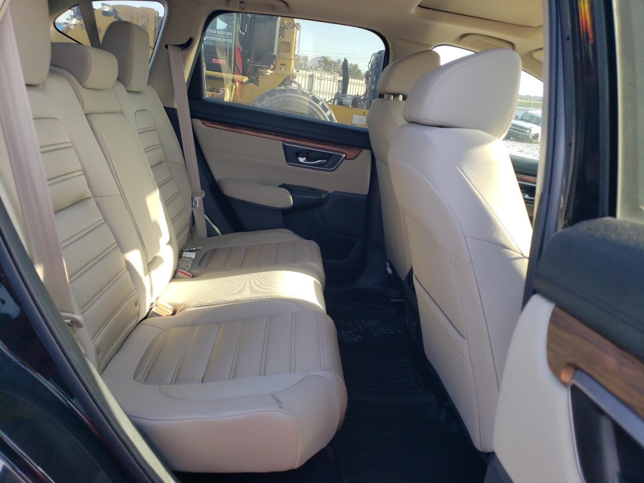 2017 Honda CR-V - Image 11
