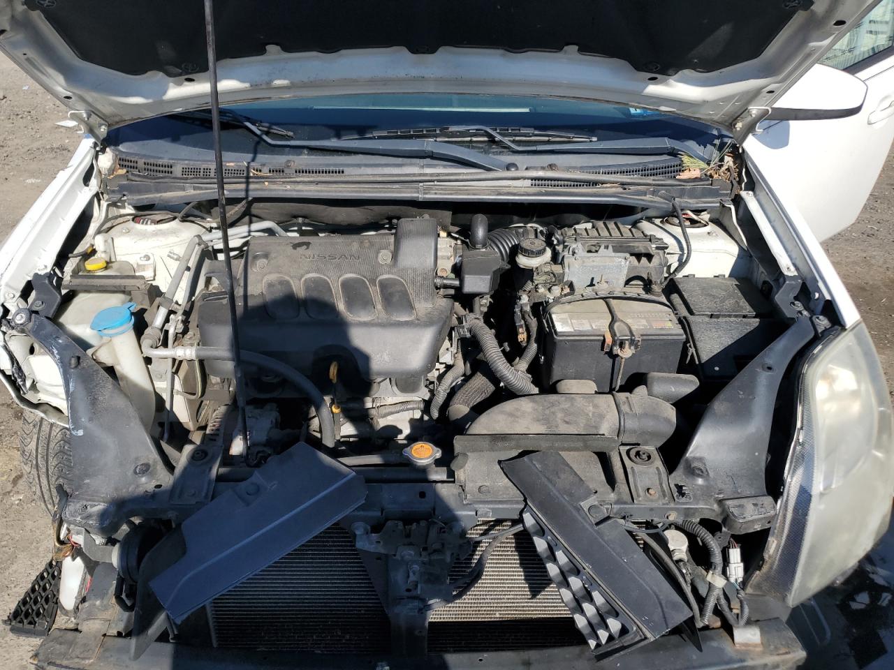 2010 Nissan Sentra - Image 11