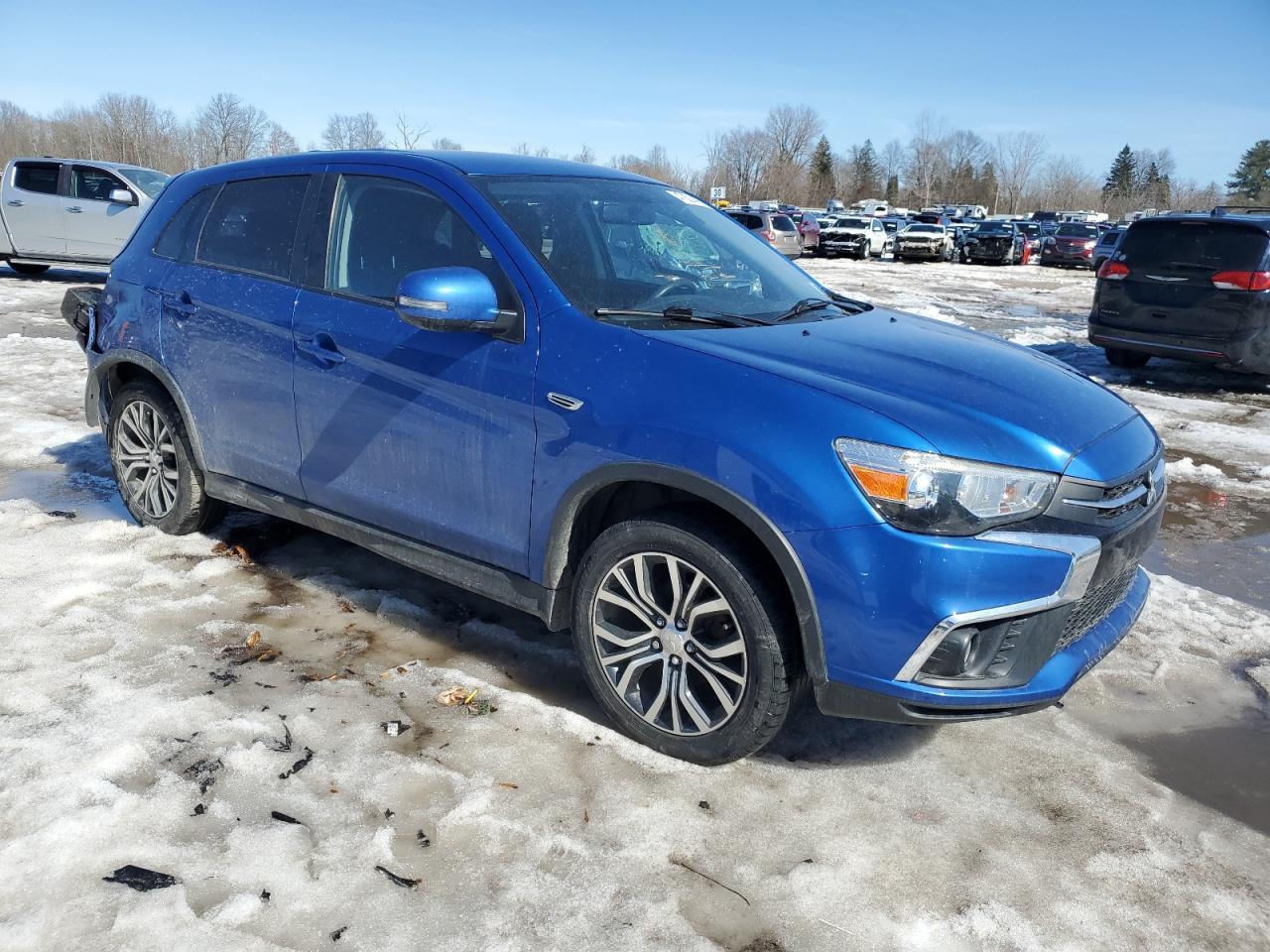 2018 Mitsubishi Outlander - Image 4