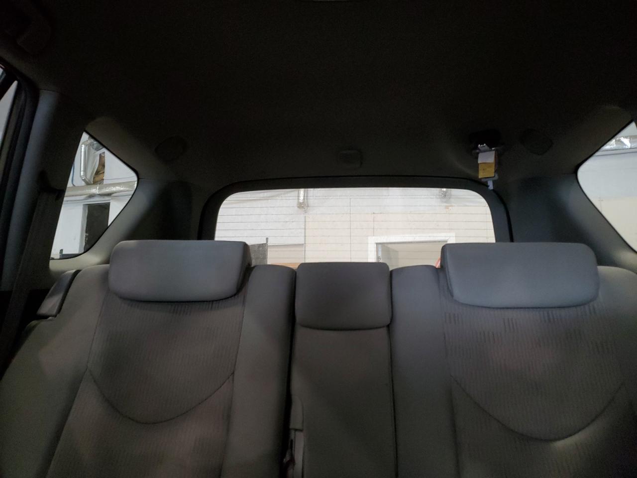 2010 Toyota RAV 4 - Image 10