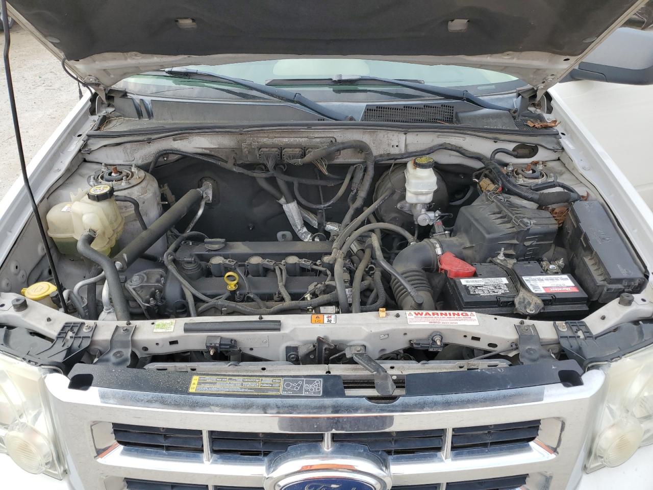 2009 Ford Escape - Image 12
