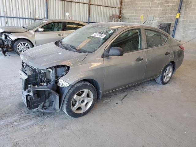 Sedans NISSAN VERSA 2013 Silver