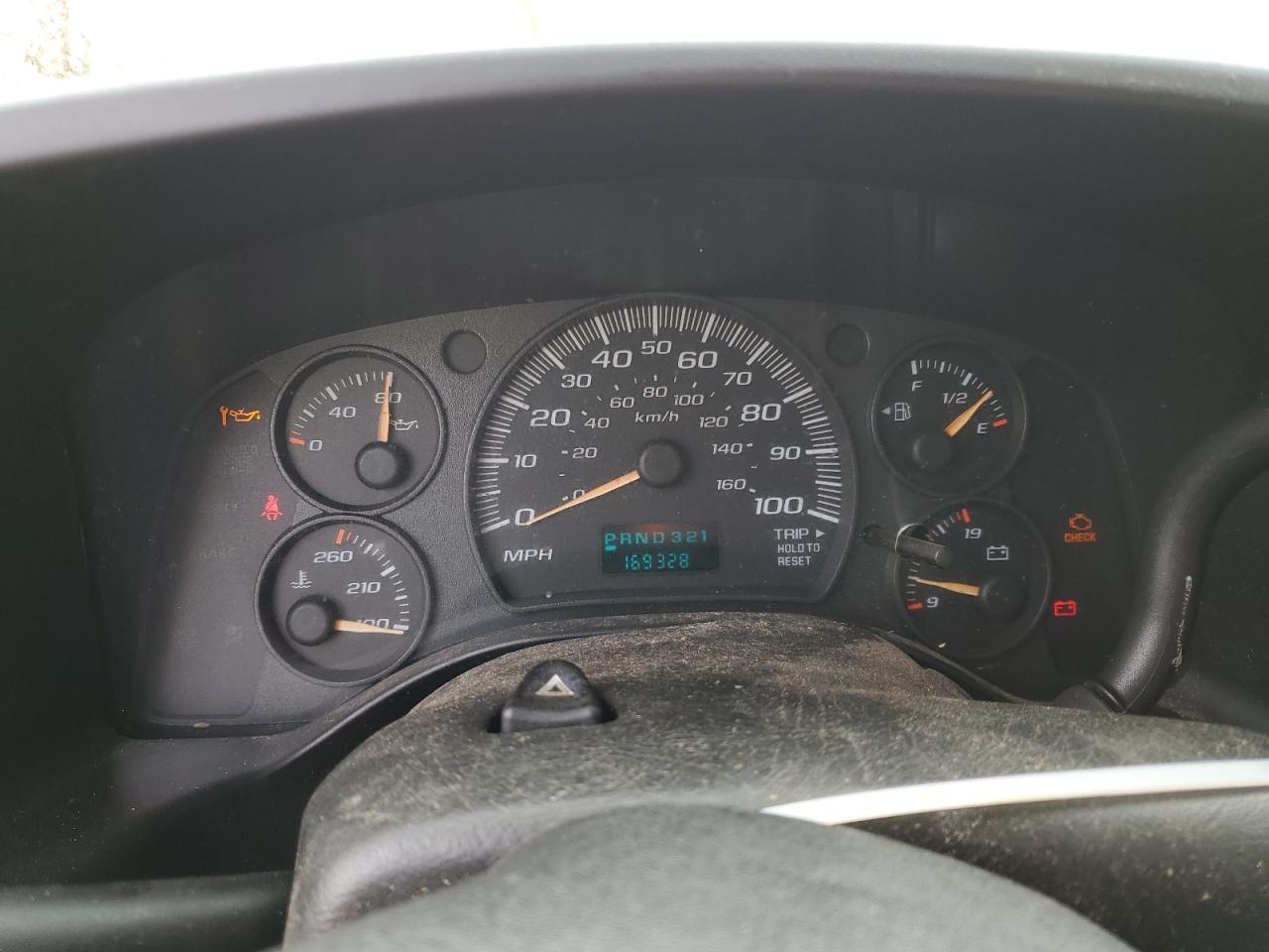 2007 GMC Savana - Image 9