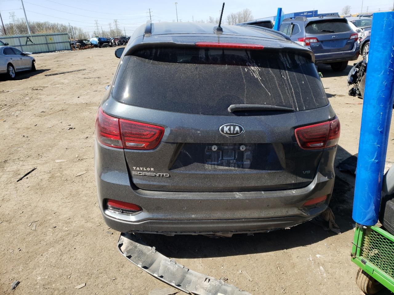 VIN 5XYPG4A53LG703005 2020 KIA SORENTO no.6