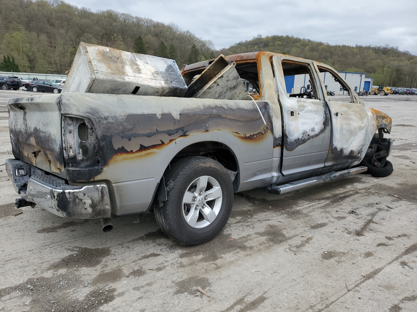 1C6RR6TT9LS135547 2020 Ram 1500 Classic Slt