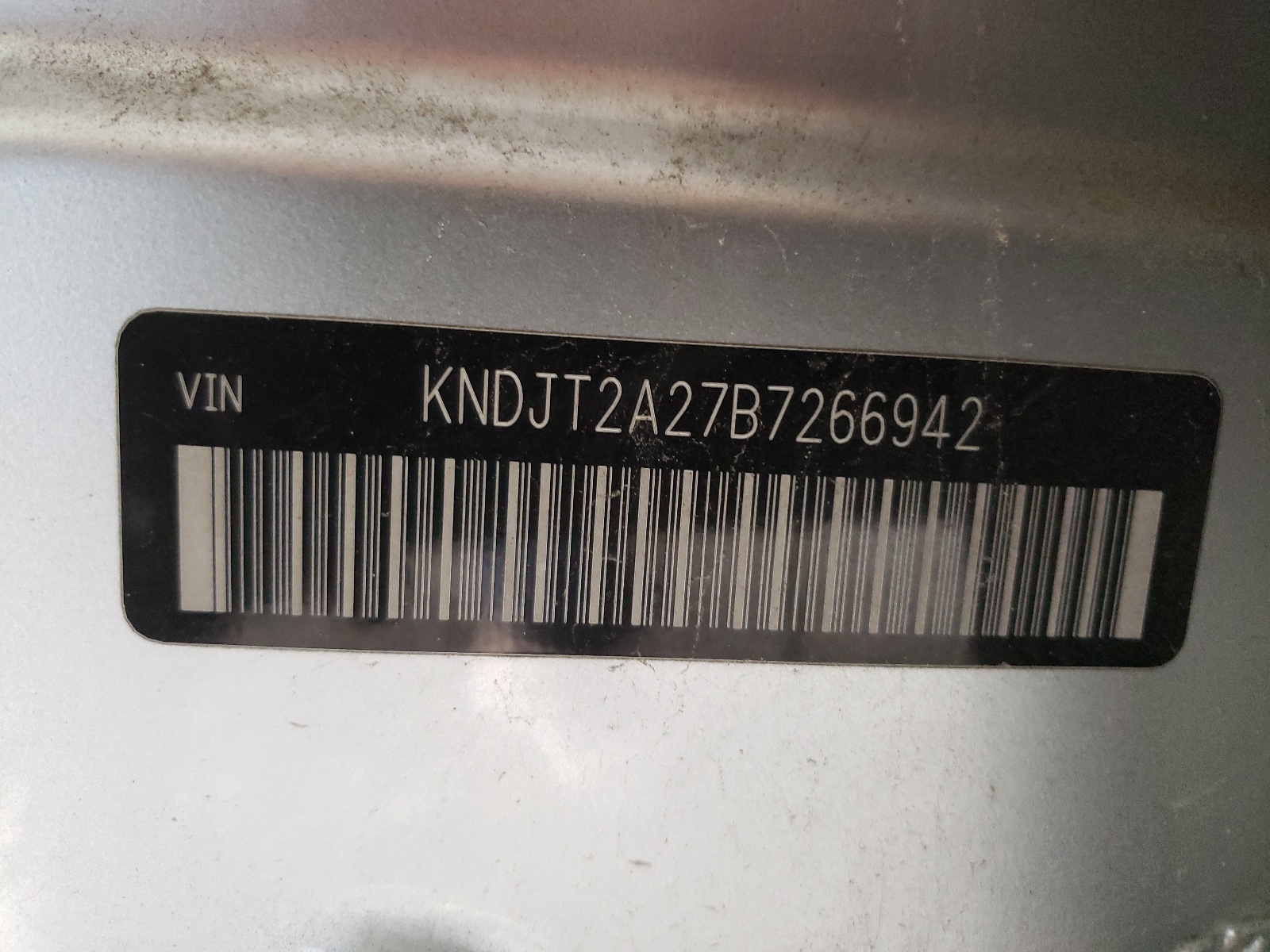 KNDJT2A27B7266942 2011 Kia Soul +