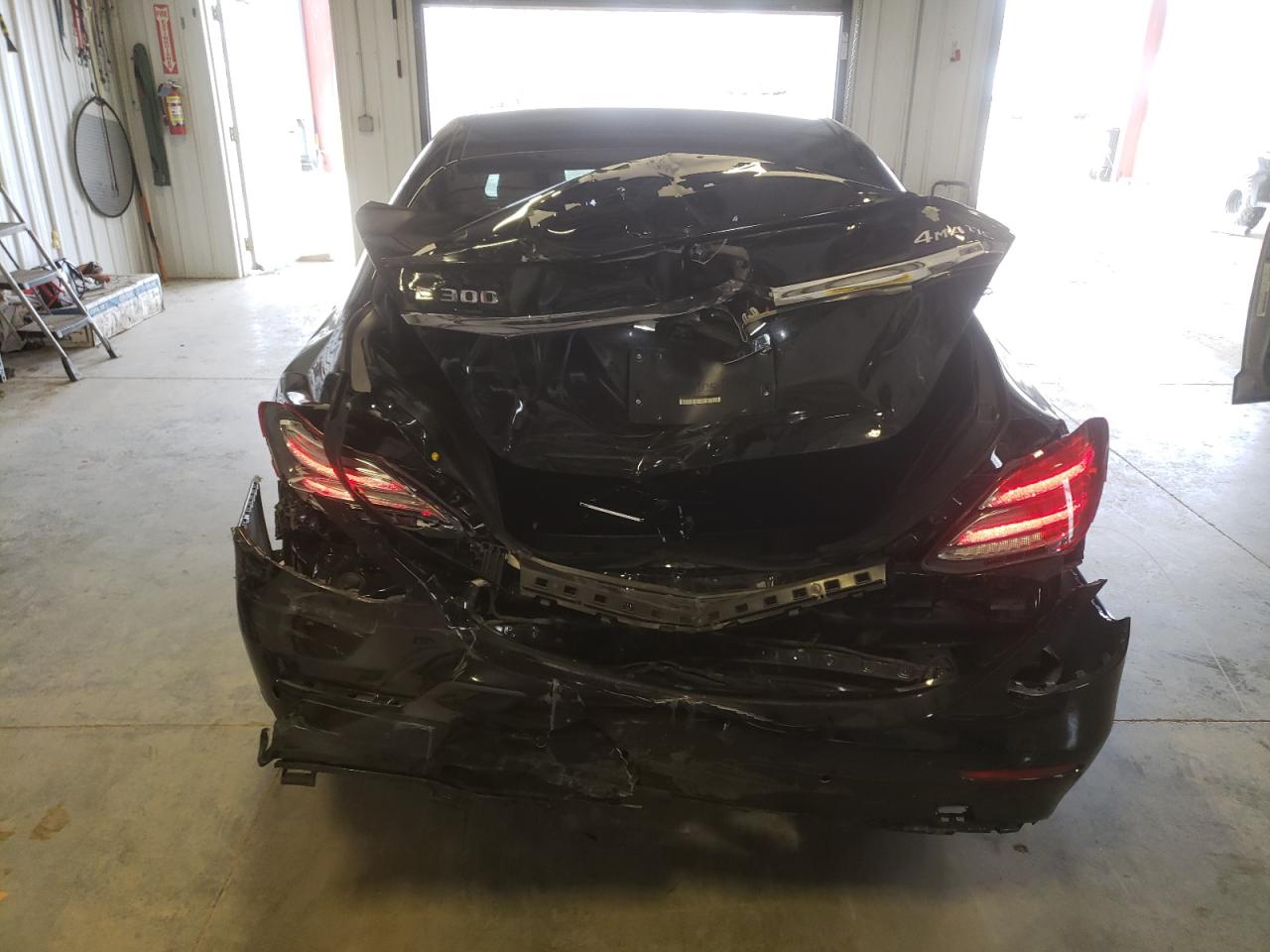 2018 Mercedes-Benz E 300 4Matic VIN: WDDZF4KB0JA455010 Lot: 48237383