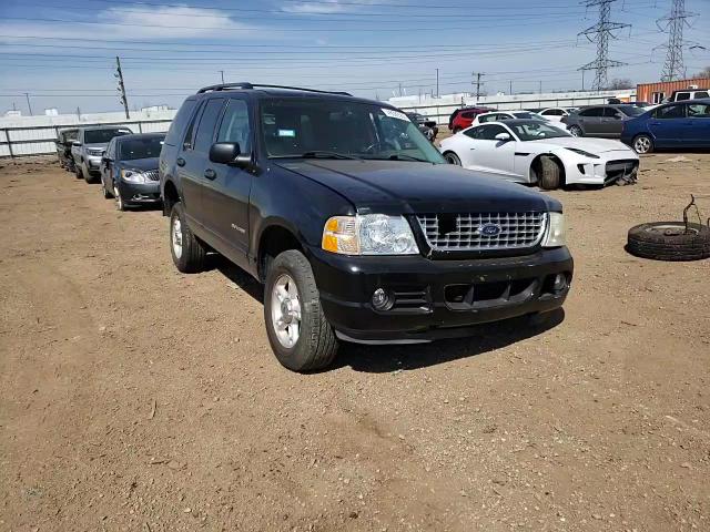2004 Ford Explorer Xlt VIN: 1FMDU73KX4ZA37615 Lot: 61450063