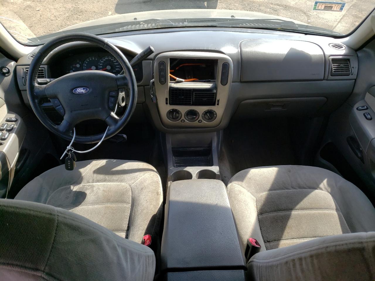 2004 Ford Explorer Xlt VIN: 1FMDU73KX4ZA37615 Lot: 61450063