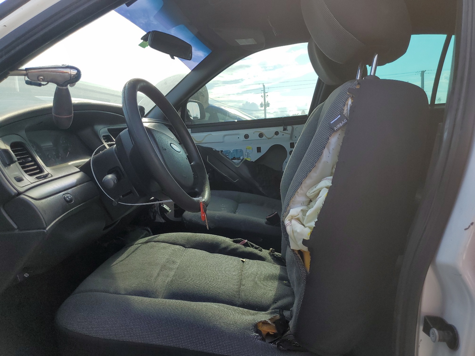 2FABP7BV1BX171565 2011 Ford Crown Victoria Police Interceptor