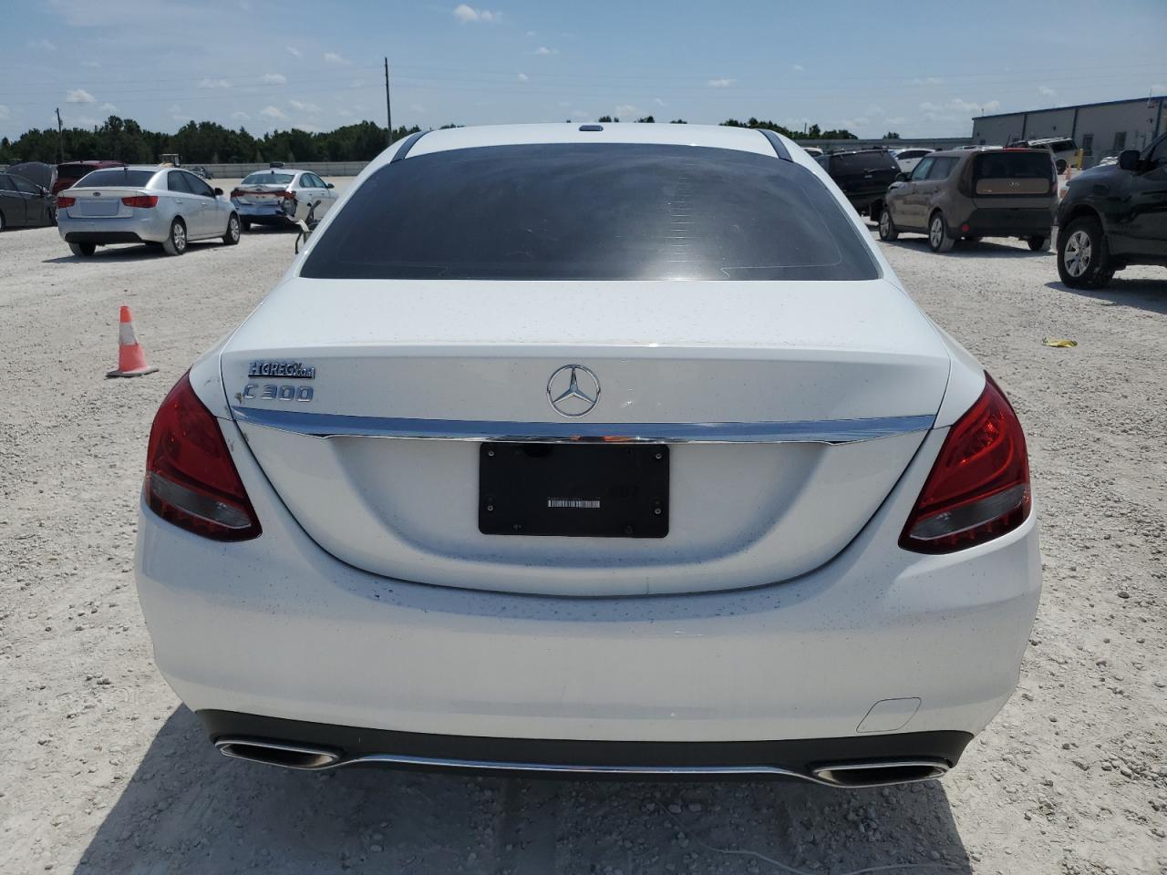 2016 Mercedes-Benz C 300 VIN: 55SWF4JBXGU140986 Lot: 49931963