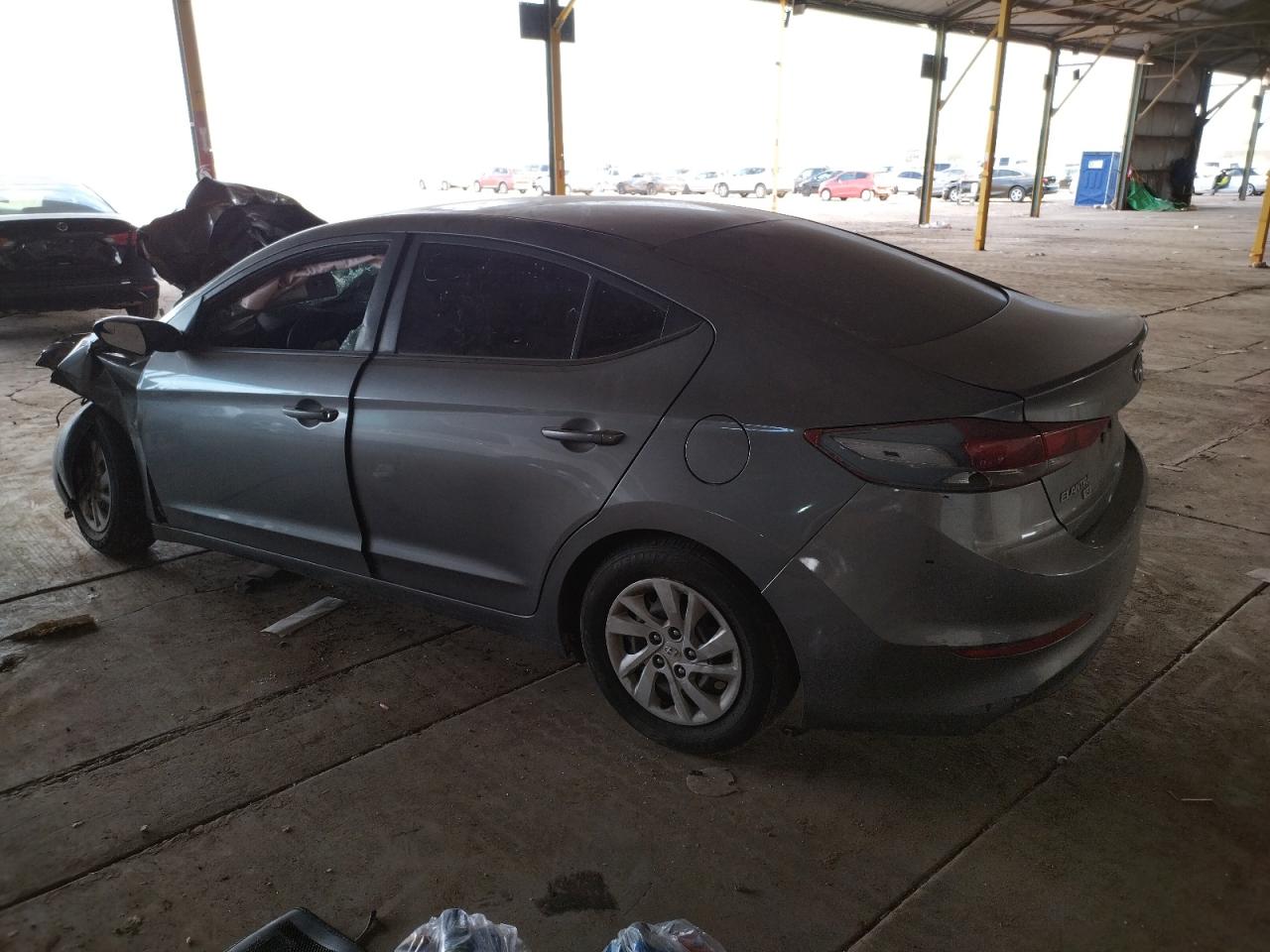 5NPD74LF4JH321726 2018 Hyundai Elantra Se