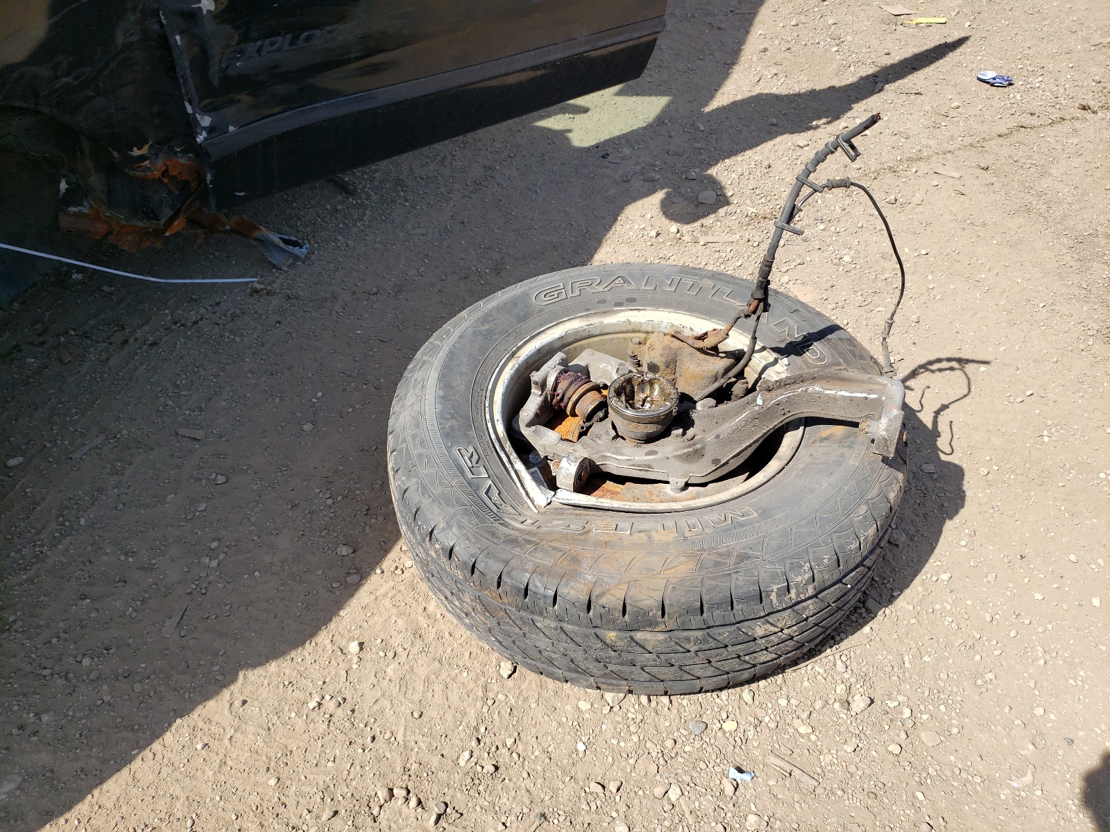 1FMDU73KX4ZA37615 2004 Ford Explorer Xlt