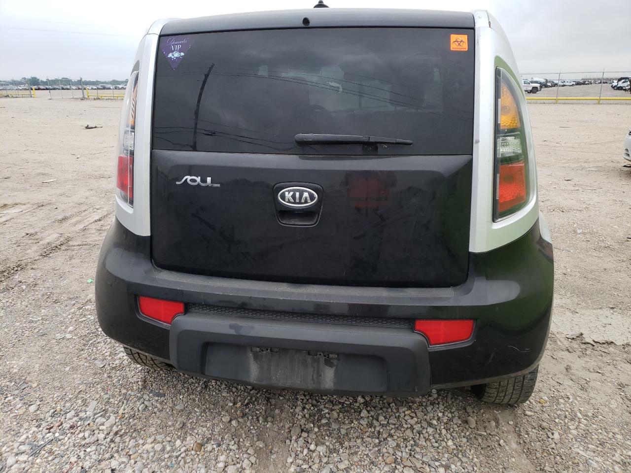 2011 Kia Soul + VIN: KNDJT2A27B7266942 Lot: 49822843