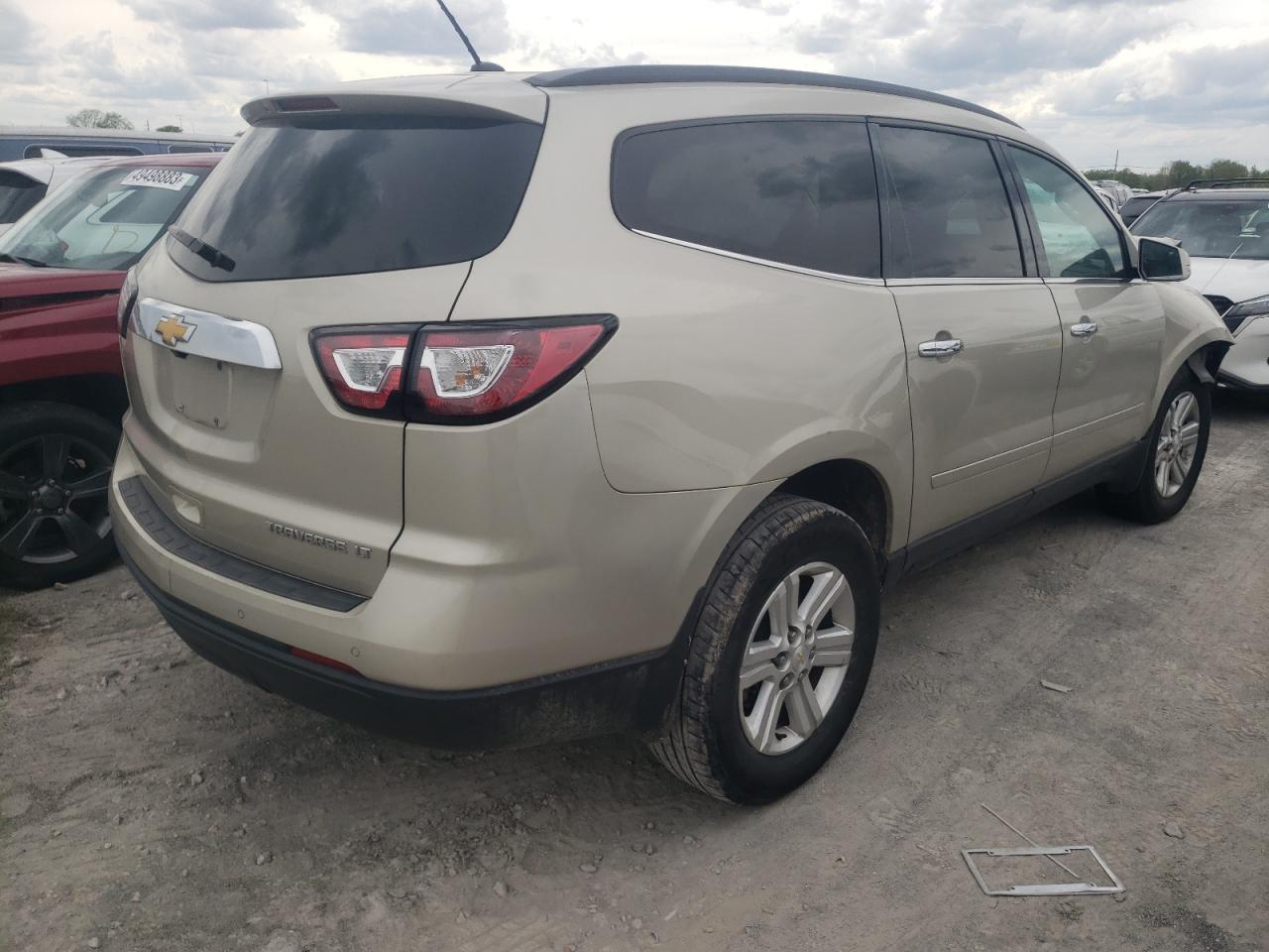 2014 Chevrolet Traverse - Image 3