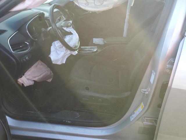  CHEVROLET MALIBU 2018 Сріблястий