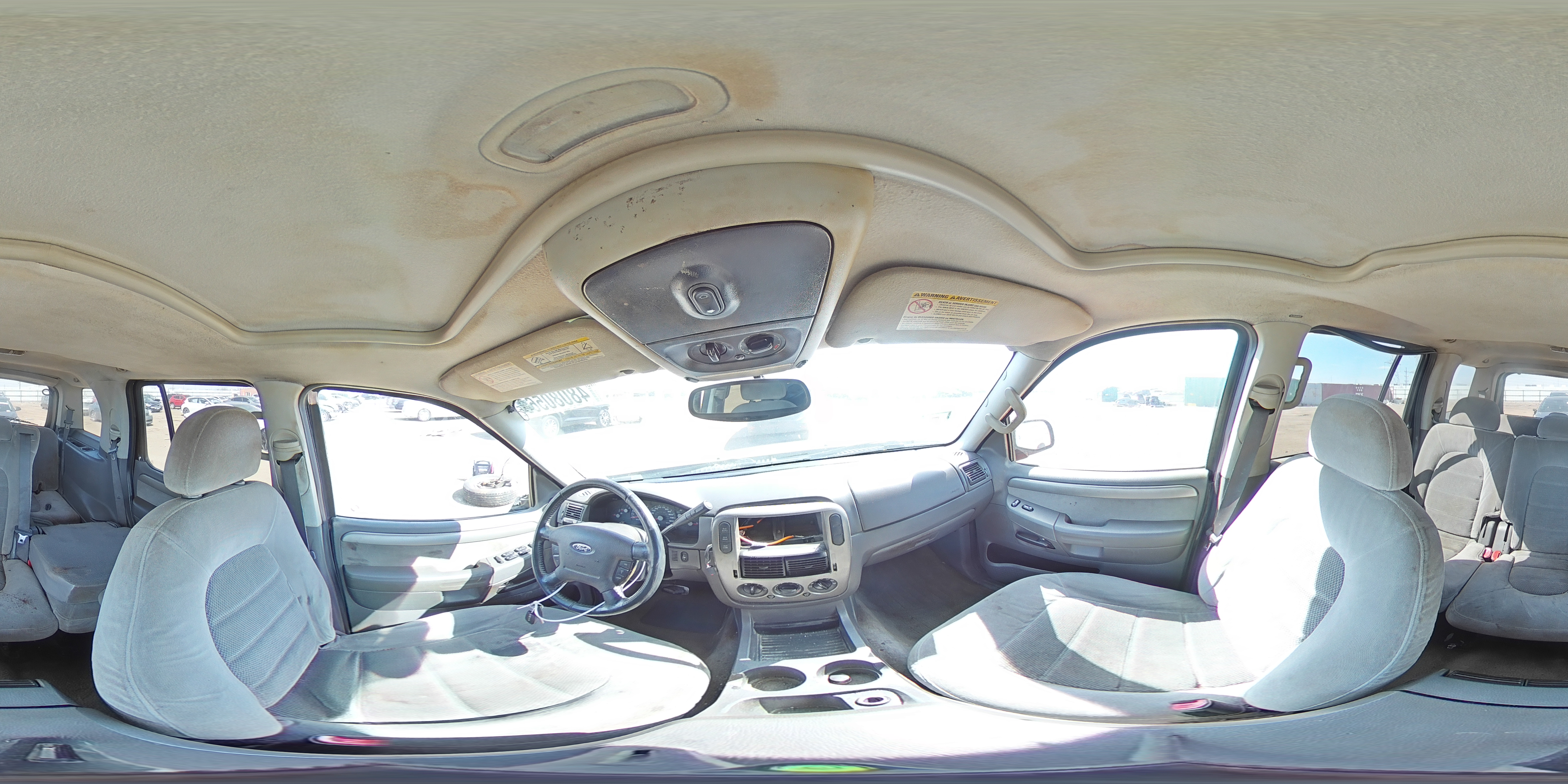 2004 Ford Explorer Xlt VIN: 1FMDU73KX4ZA37615 Lot: 61450063