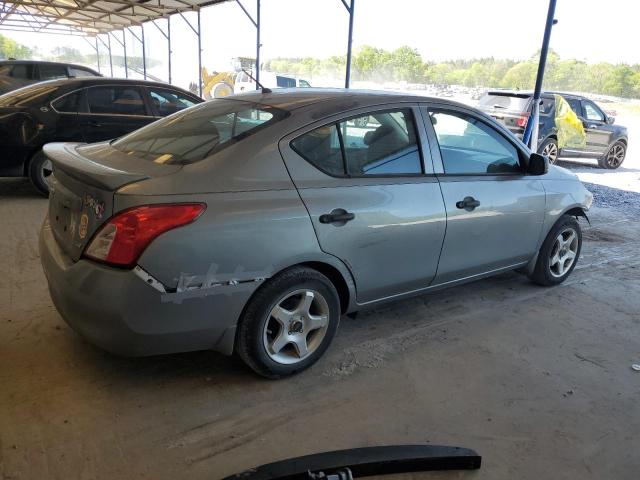 Sedans NISSAN VERSA 2013 Silver