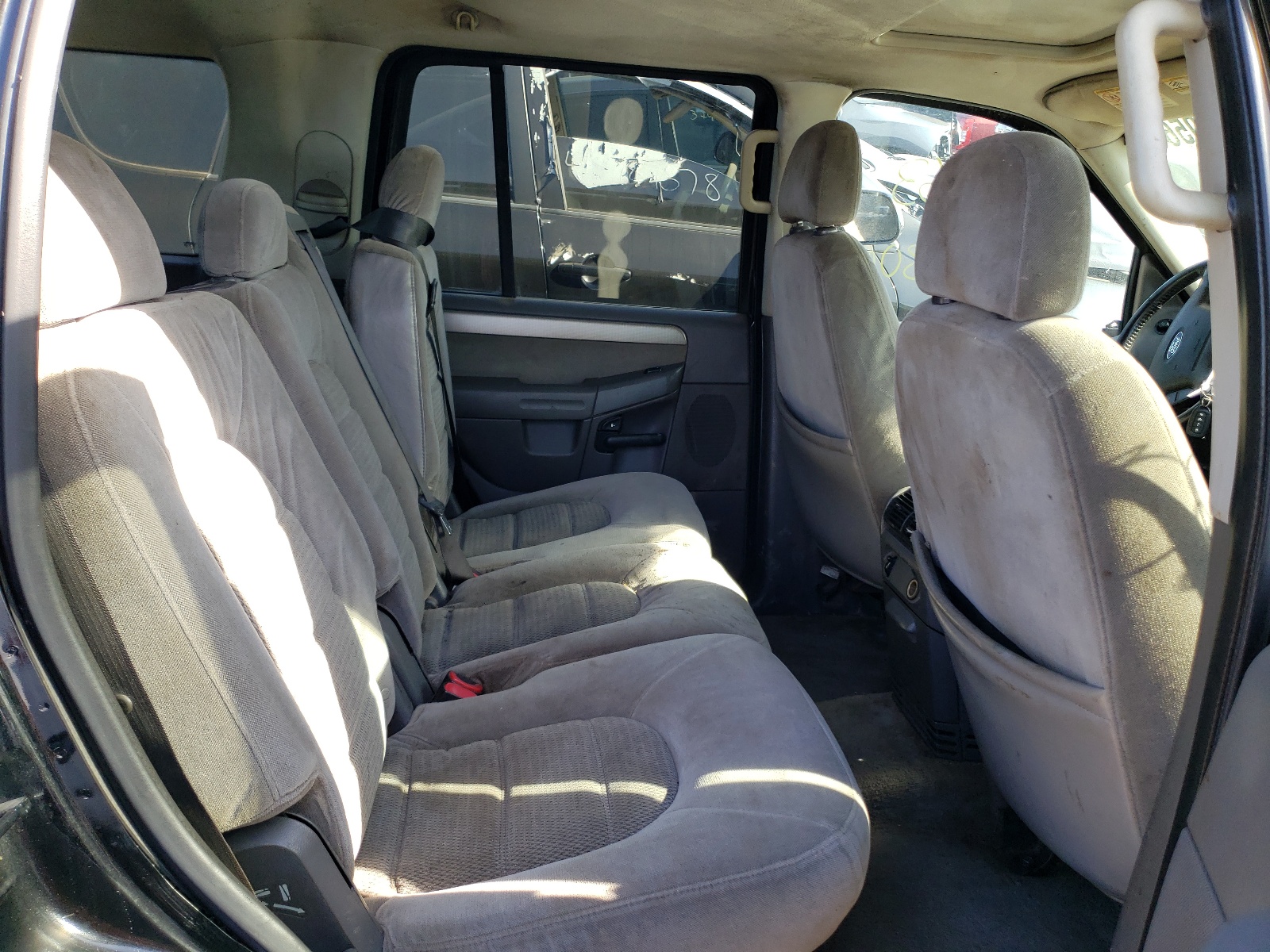 1FMDU73KX4ZA37615 2004 Ford Explorer Xlt