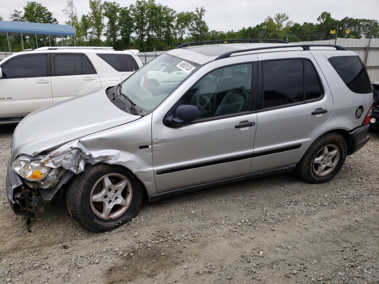 1998 Mercedes-Benz Ml 320 VIN: 4JGAB54E0WA040448 Lot: 49883153