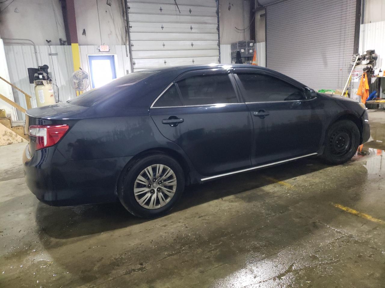 2014 Toyota Camry - Image 3