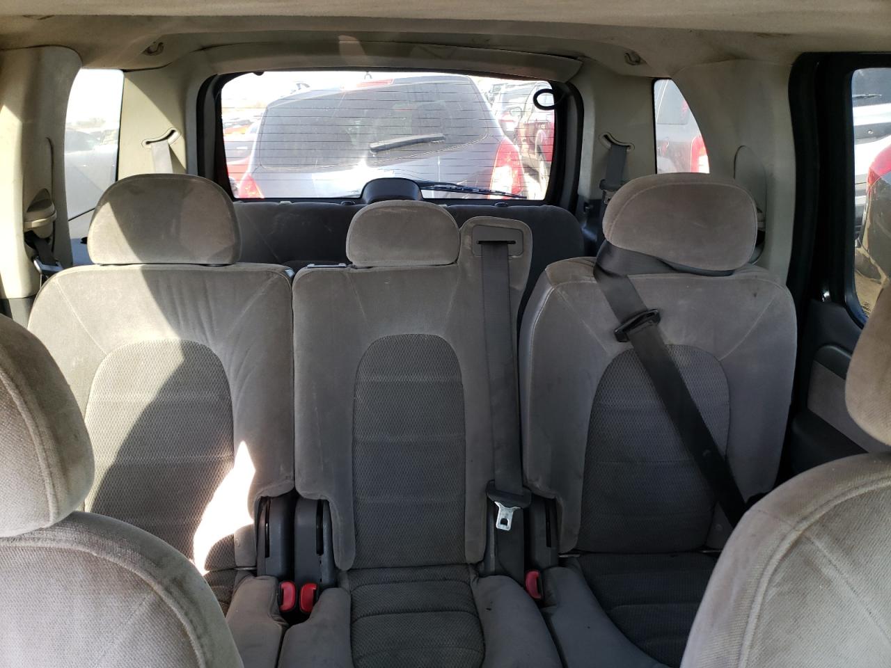 2004 Ford Explorer Xlt VIN: 1FMDU73KX4ZA37615 Lot: 61450063