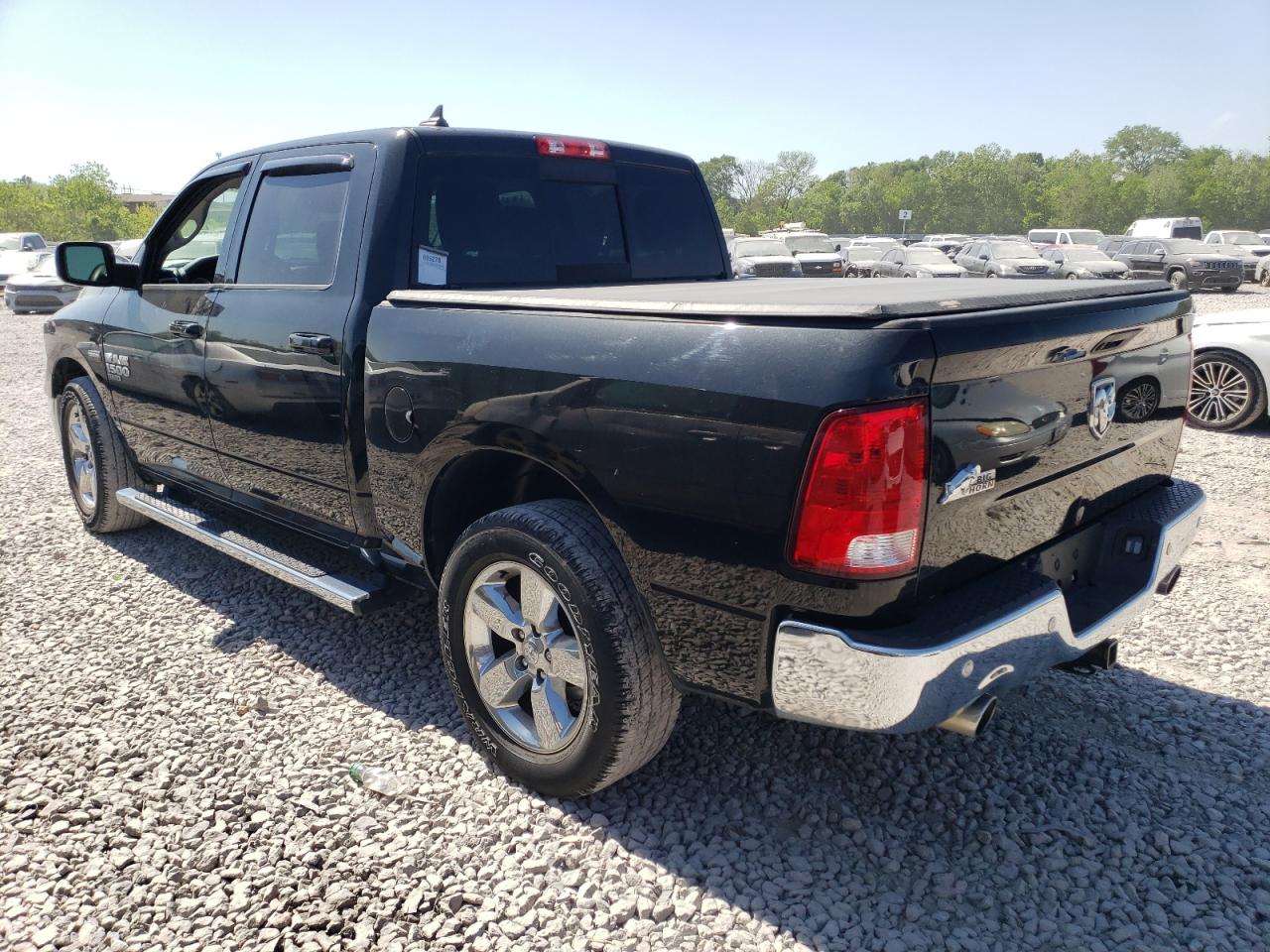 1C6RR6LT7KS573465 2019 Ram 1500 Classic Slt