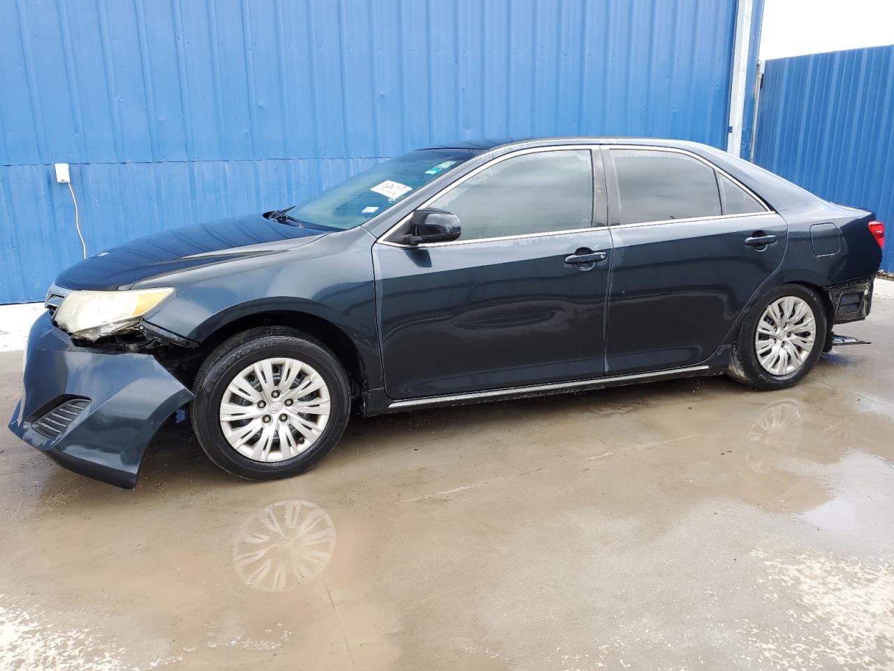 2014 Toyota Camry - Image 1