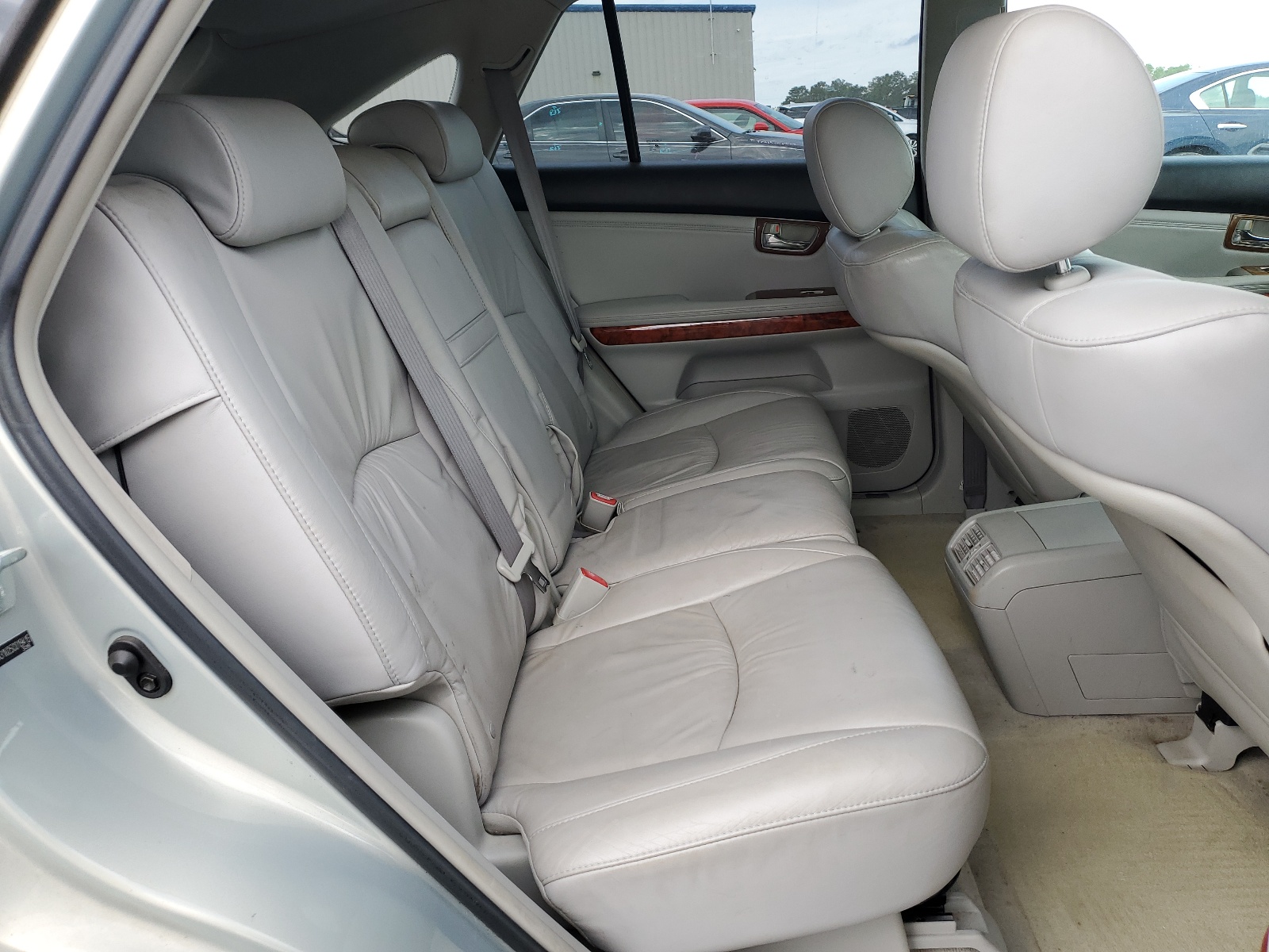 2T2GA31U25C019415 2005 Lexus Rx 330