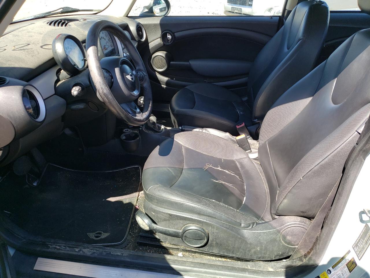 2012 Mini Cooper VIN: WMWSU3C51CT260011 Lot: 48962094