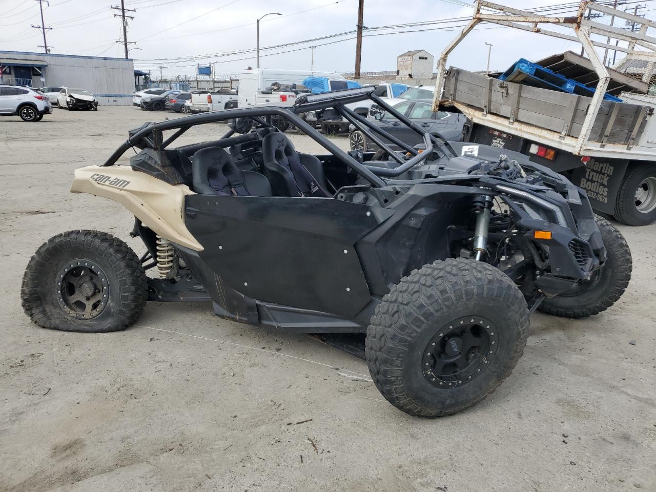 2017 Can-Am Maverick X3 X Rs Turbo R VIN: 3JBVXAW22HK002307 Lot: 50532524