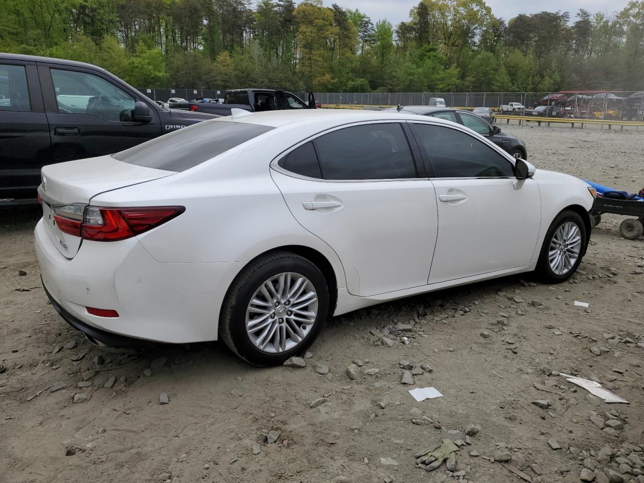 58ABK1GG8HU044638 2017 Lexus Es 350